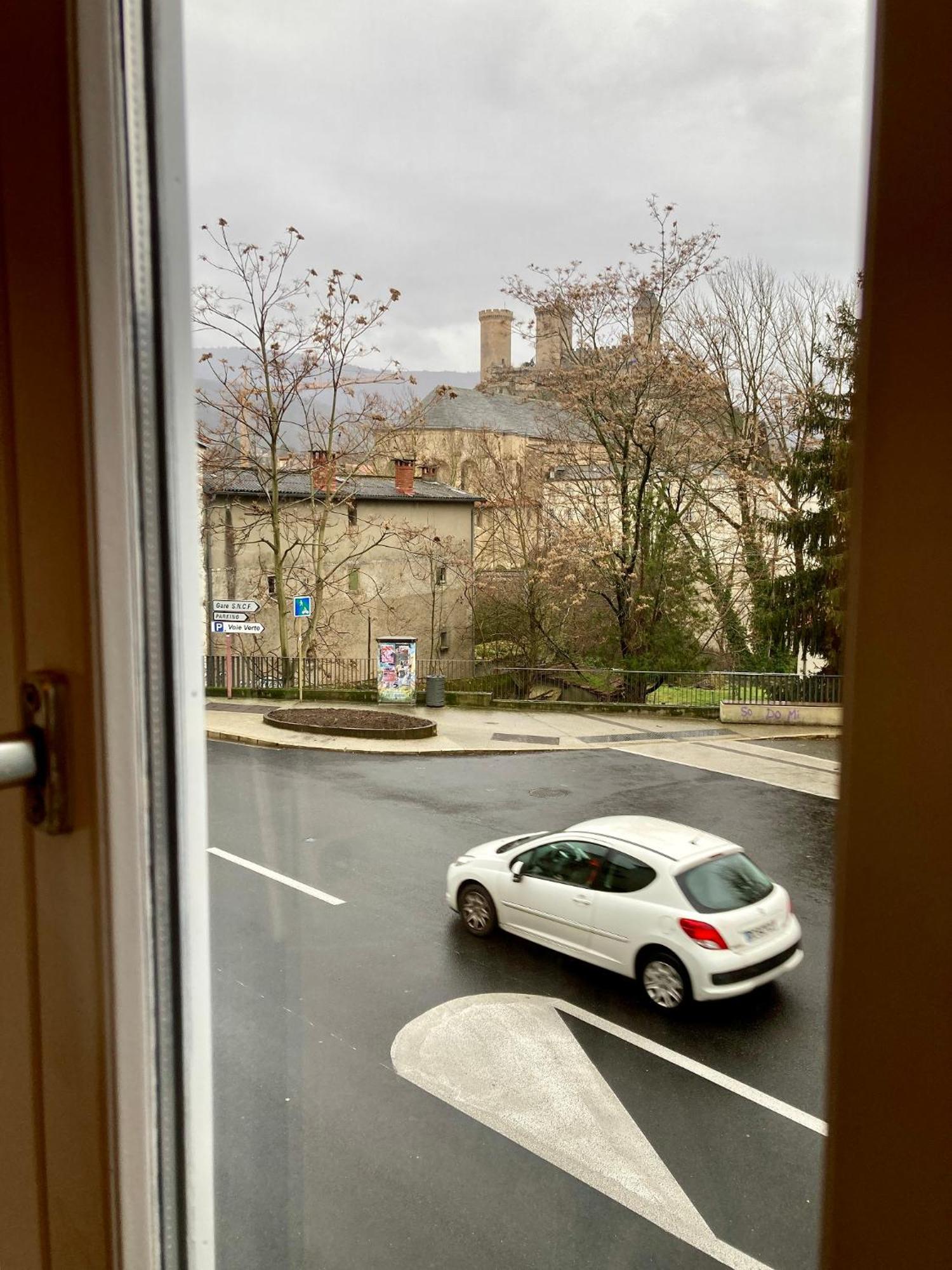 Aux 4 Logis Appart-Hotel - Studio Le Terra - Petit Dejeuner Inclus 1Ere Nuit Foix Zewnętrze zdjęcie